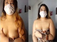 Desi Bhabhi Shows her Big Boobs