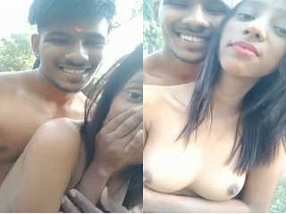 Desi Lover OutDoor Romance Part 1