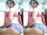 E-CUTE DESI GIRL SHOWS HER NUDE BODY ON VC PART 1