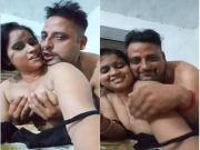 Hot Desi Cpl Romance and Boobs Pressing